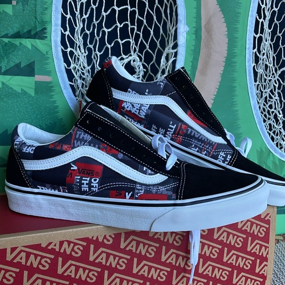 Vans WMNS Old Skool
(Packing Tape) Black/Red/
VN0A4U3BWZ4
Sneakers - Picture 5 of 16